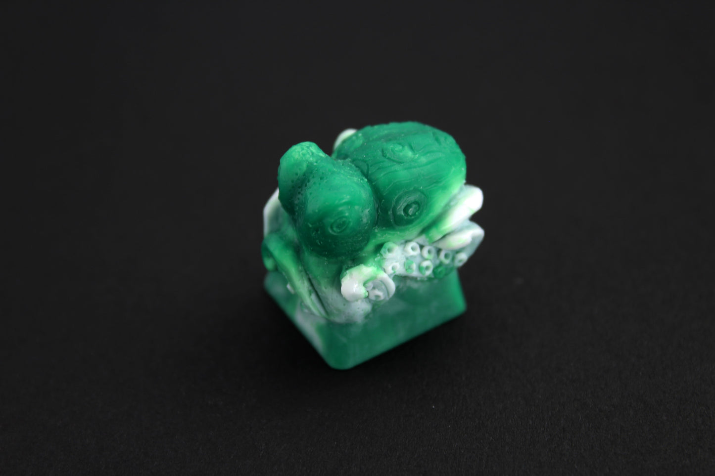 Klacken 3 - Green White Swirl