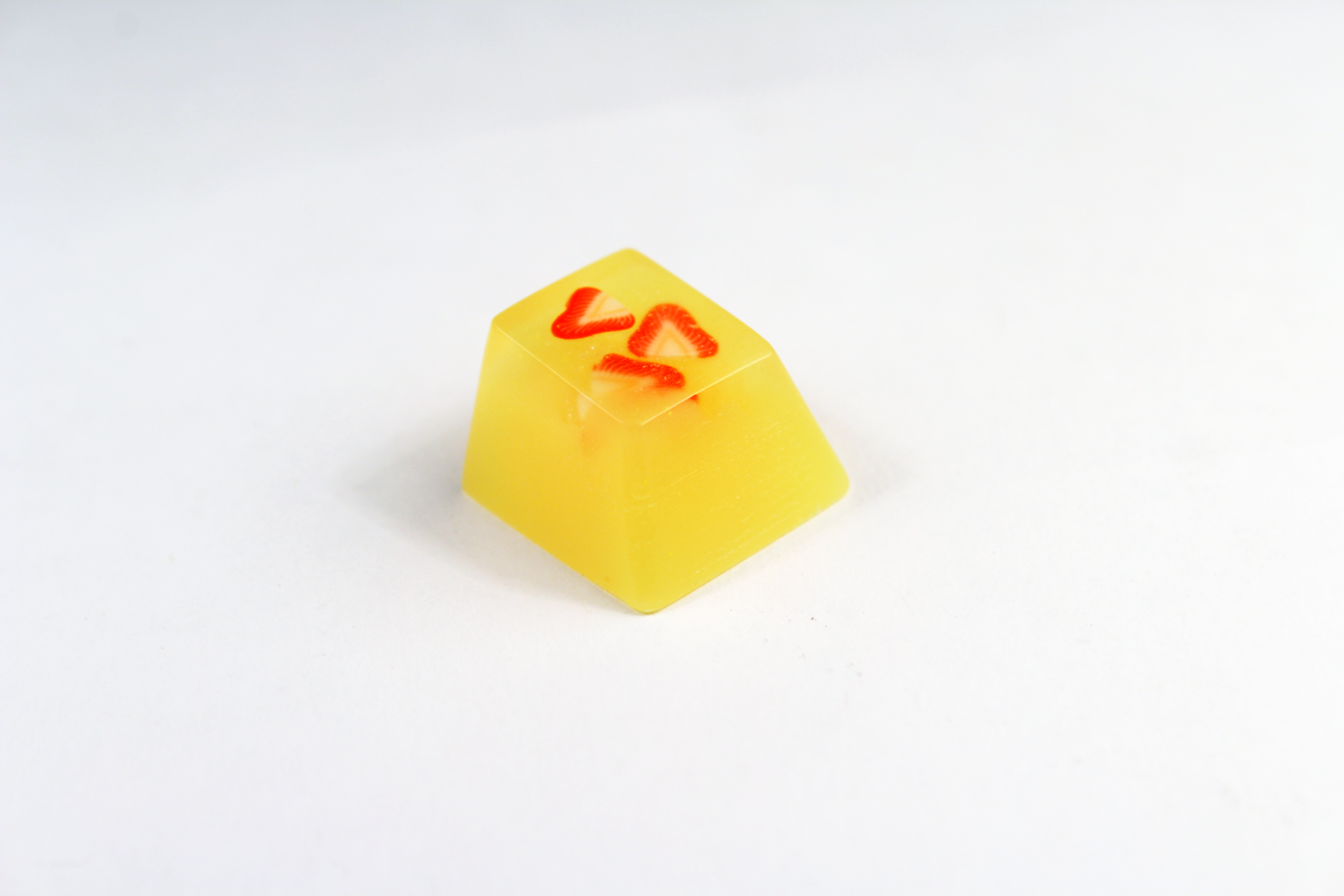 Chaos Caps 1 Strawberries, color change from yellow to red at 72°F (22°C) - PrimeCaps Keycap - Blank and Sculpted Artisan Keycaps for cherry MX mechanical keyboards